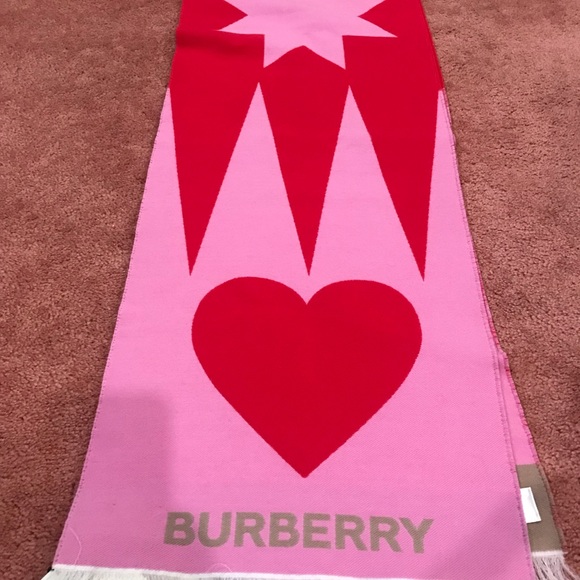 Host pick Burberry Authentic winter scarf pink and red - Picture 11 of 15